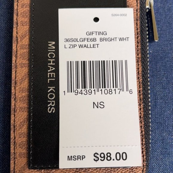 Michael Kors L Zip Mini Wallet - Picture 4 of 16